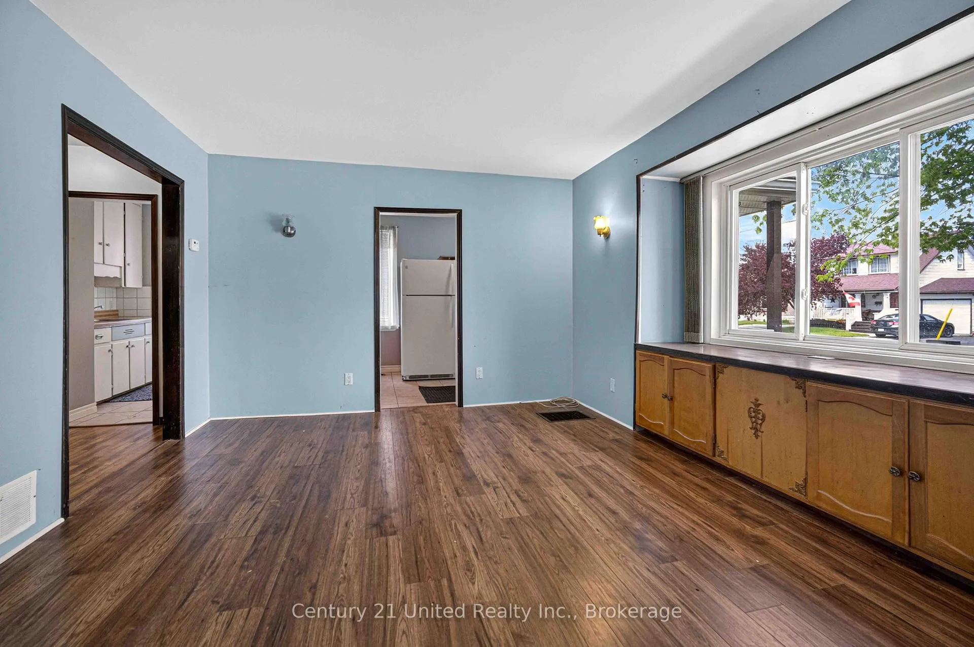 Photo 8 of 551 Rose Avenue, Peterborough, Otonabee Ward 1 — HOMEH