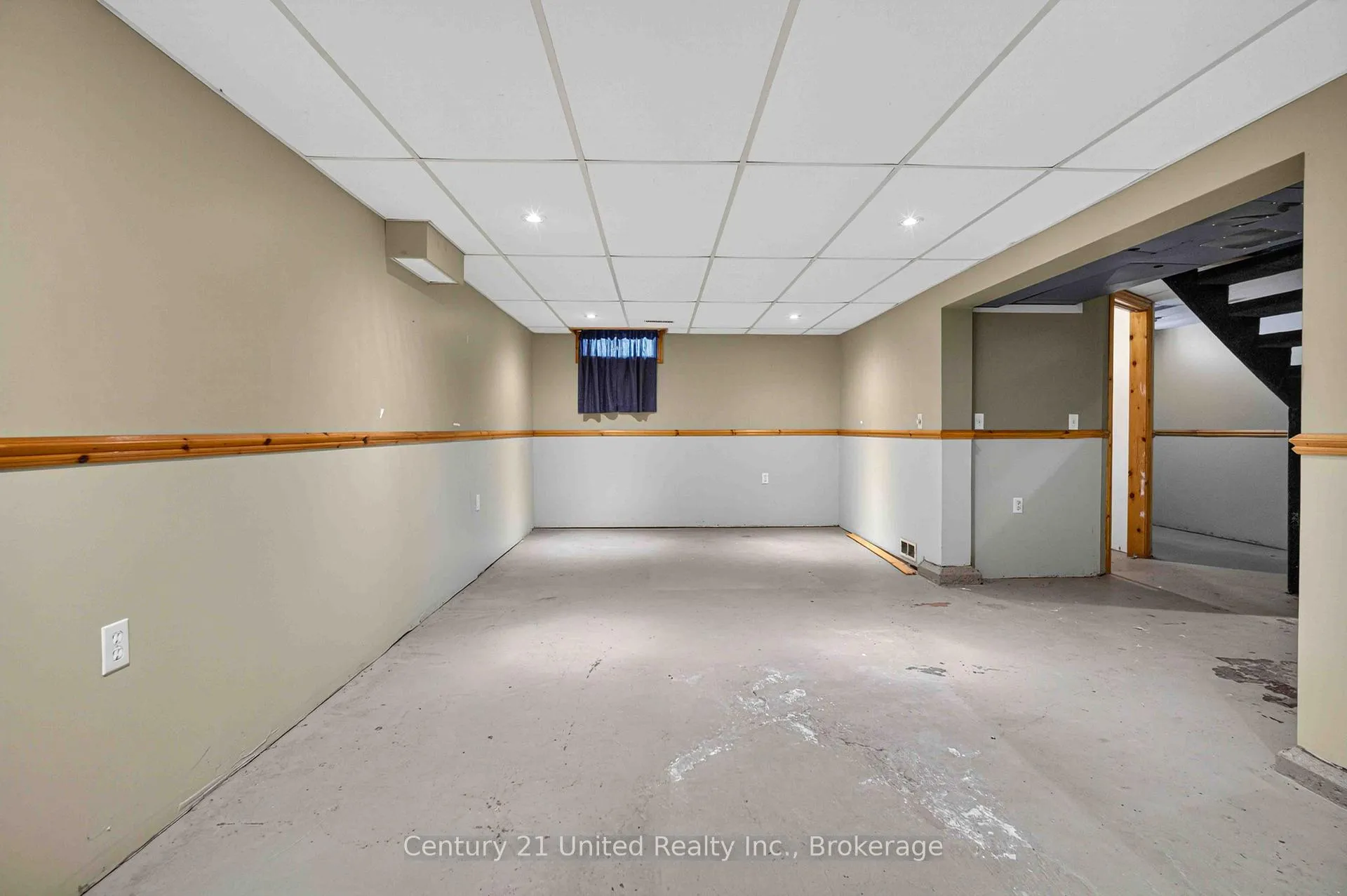Photo 17 of 551 Rose Avenue, Peterborough, Otonabee Ward 1 — HOMEH