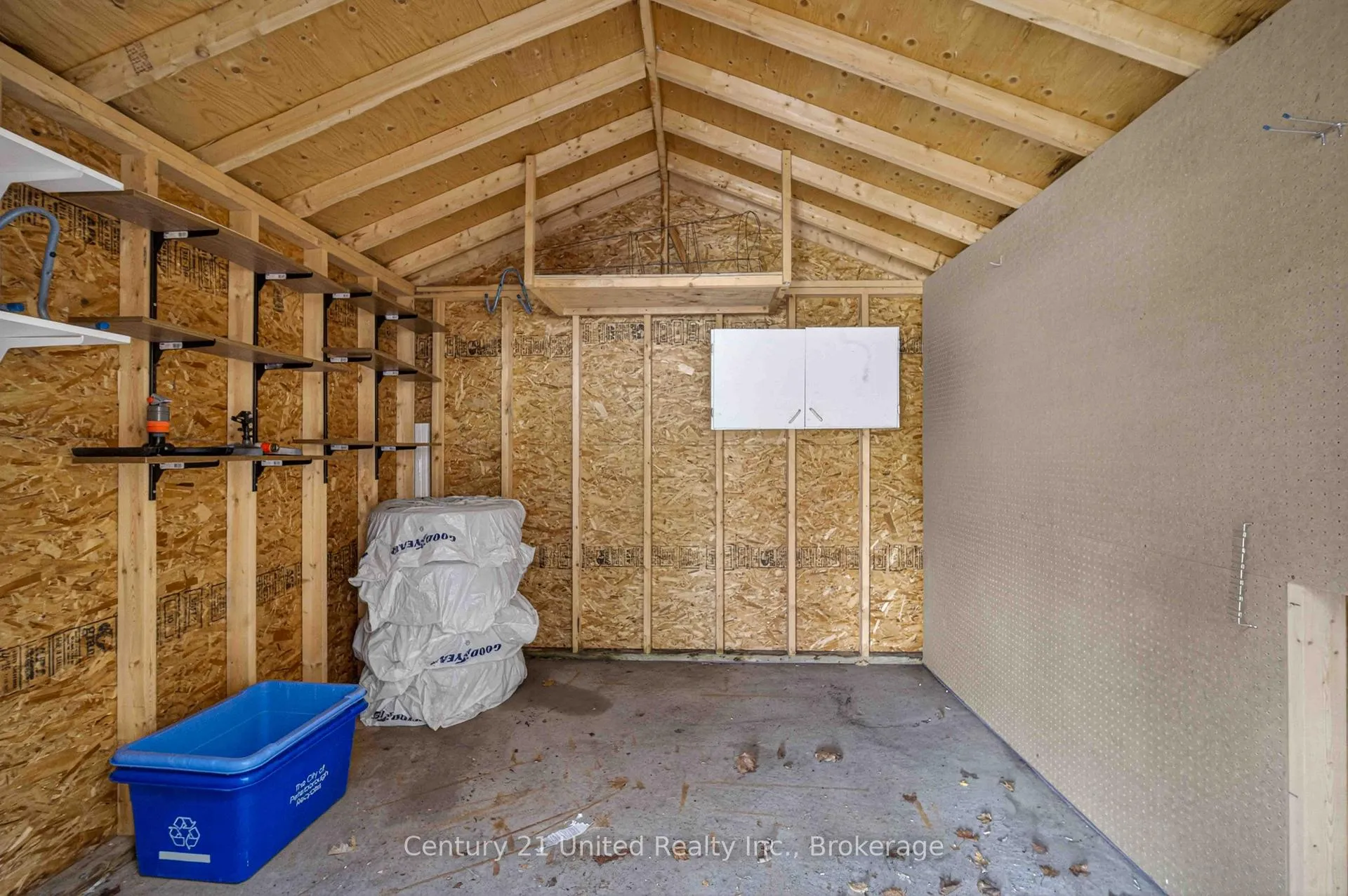 Photo 23 of 551 Rose Avenue, Peterborough, Otonabee Ward 1 — HOMEH