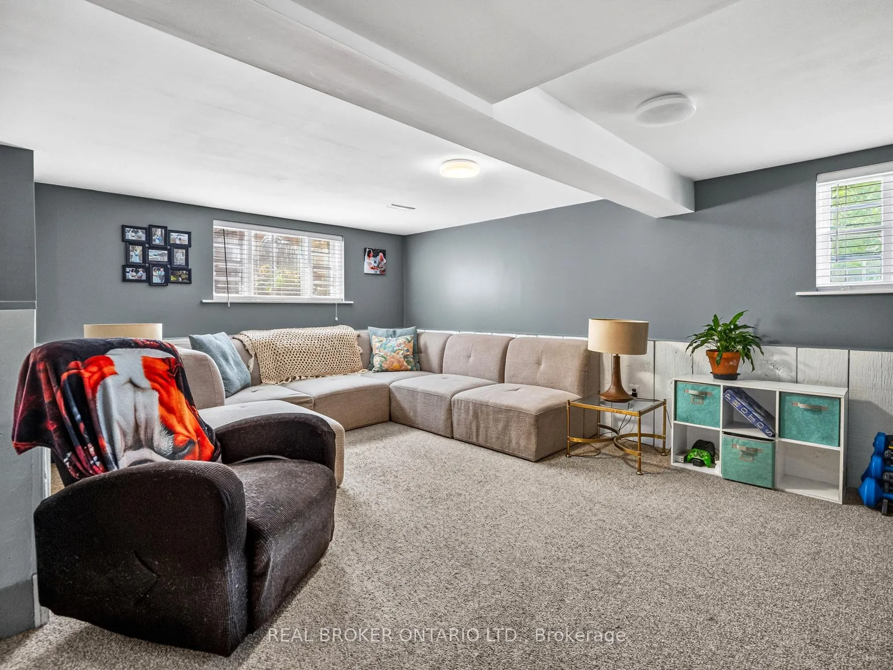 Photo 22 of 21 Hilda Street, St. Catharines, Western Hill — HOMEH