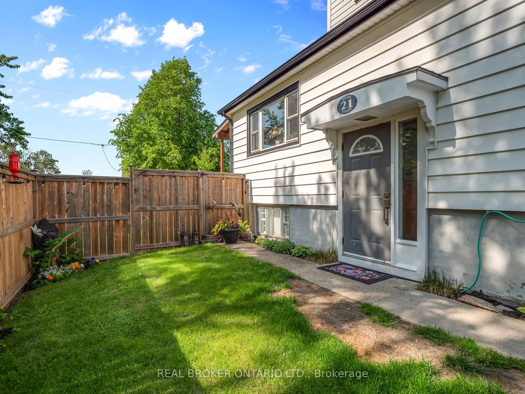 Photo 30 of 21 Hilda Street, St. Catharines, Western Hill — HOMEH