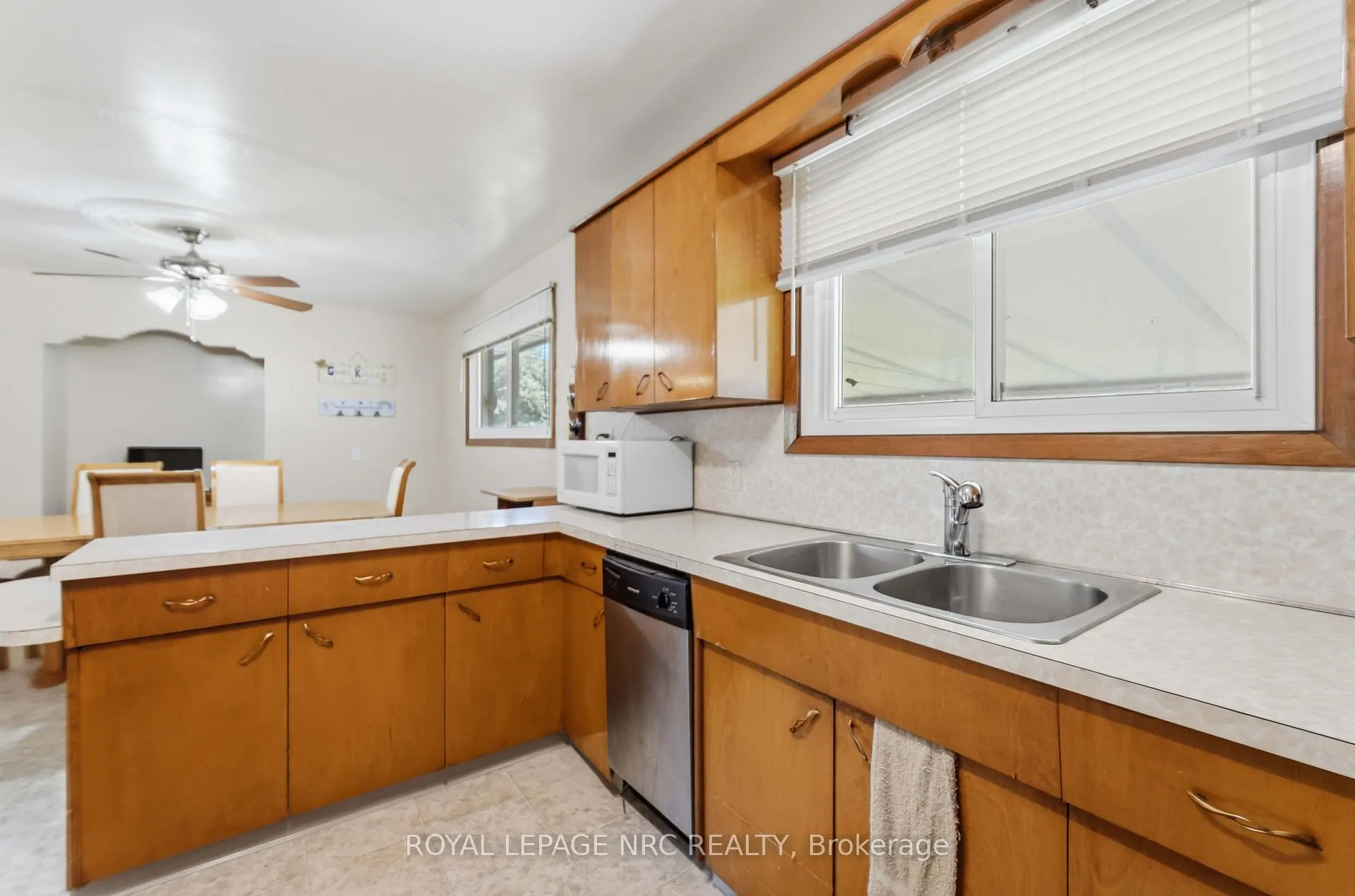 Photo 15 of 70 Second Street, Welland, Lincoln/Crowland — HOMEH