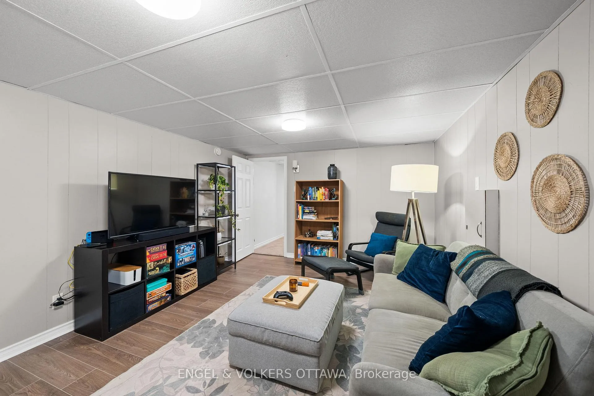 Photo 27 of 1056 Hindley Street, Ottawa, Queensway Terrace North — HOMEH