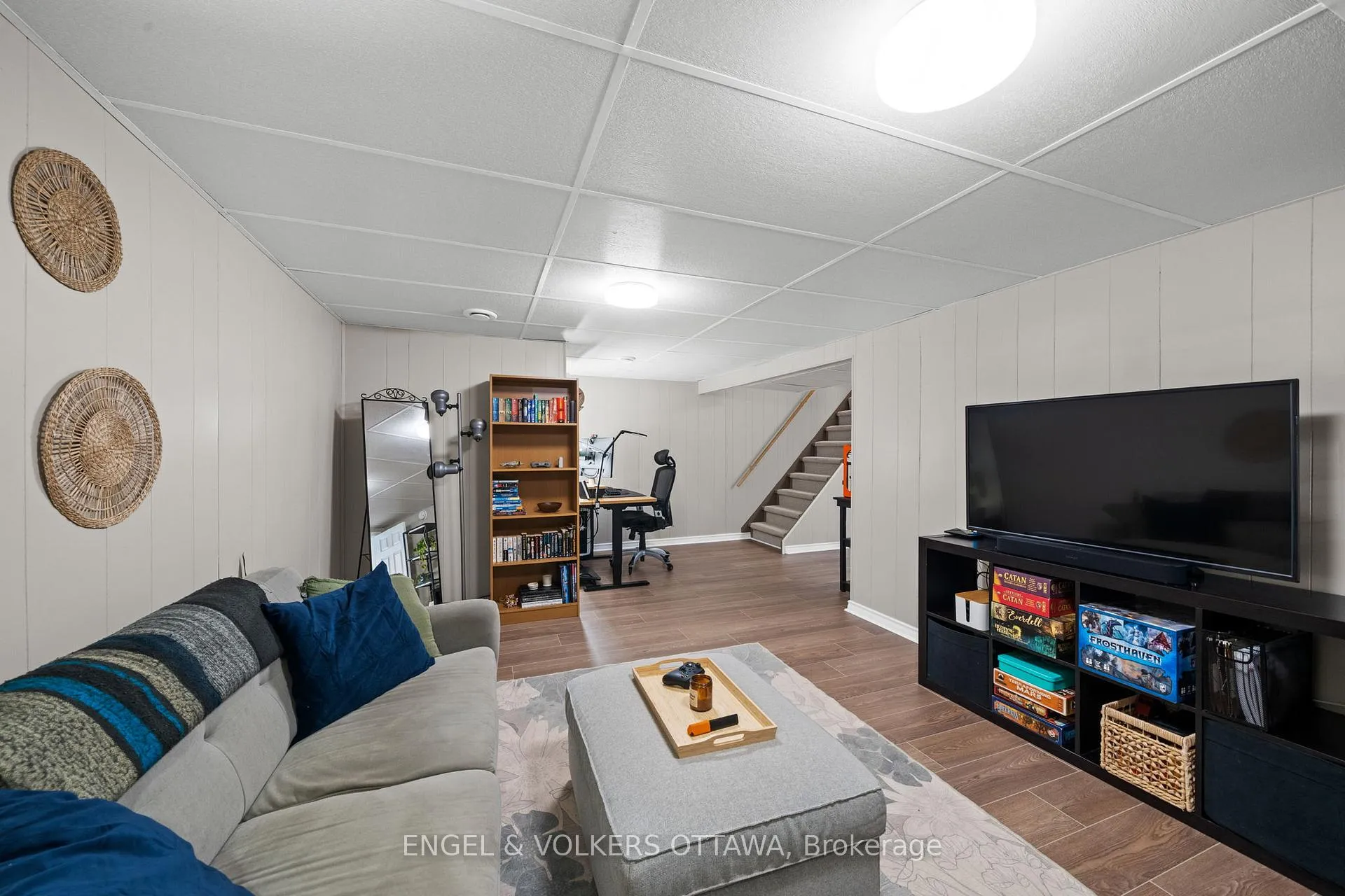 Photo 28 of 1056 Hindley Street, Ottawa, Queensway Terrace North — HOMEH