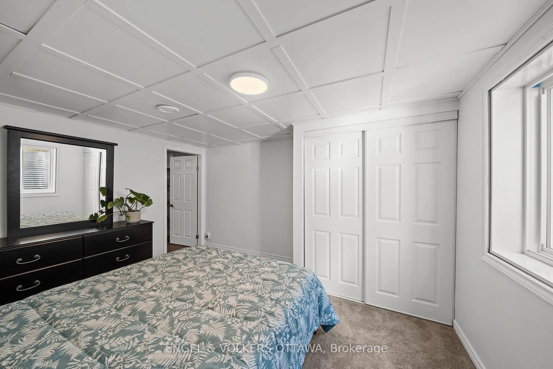 Photo 31 of 1056 Hindley Street, Ottawa, Queensway Terrace North — HOMEH