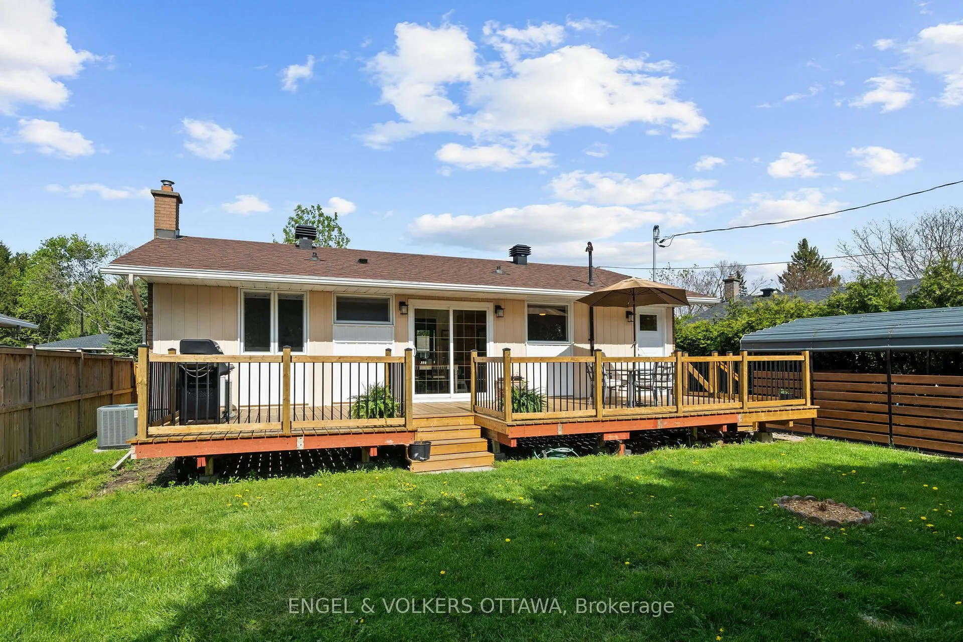 Photo 35 of 1056 Hindley Street, Ottawa, Queensway Terrace North — HOMEH