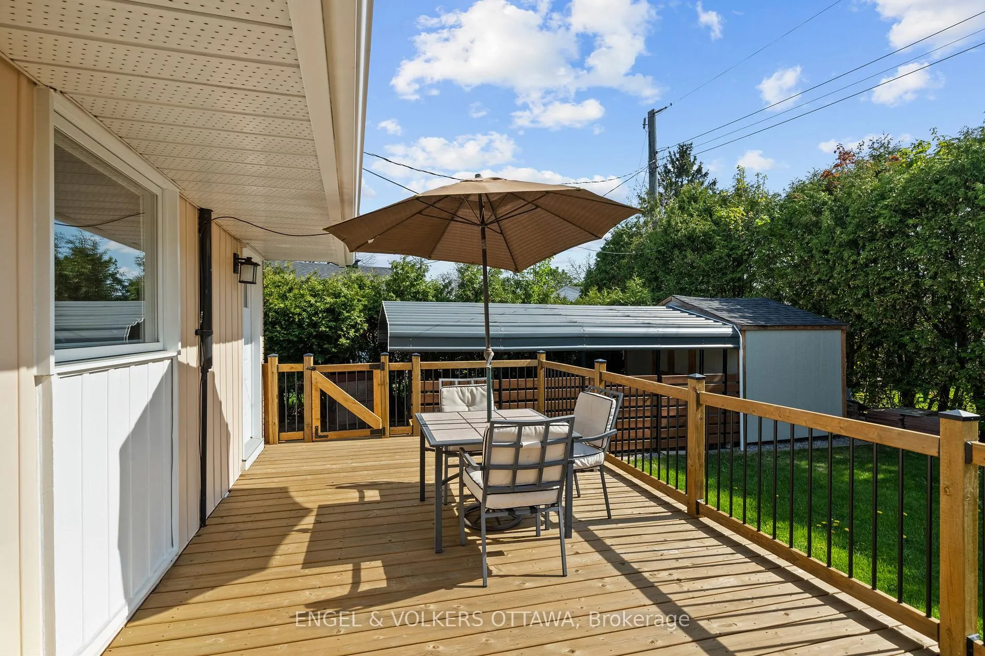Photo 37 of 1056 Hindley Street, Ottawa, Queensway Terrace North — HOMEH