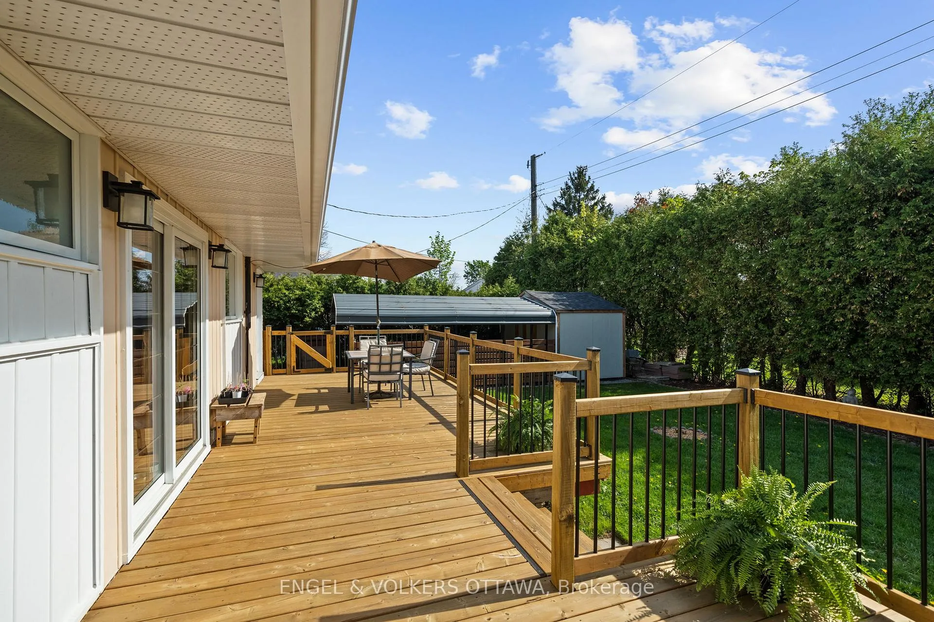 Photo 39 of 1056 Hindley Street, Ottawa, Queensway Terrace North — HOMEH