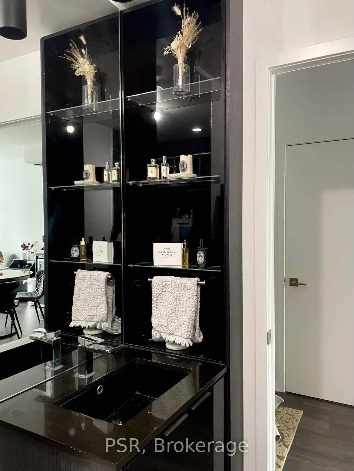 Photo 14 of Unit 2707, 70 Temperance Street, Toronto, Bay Street Corridor — HOMEH