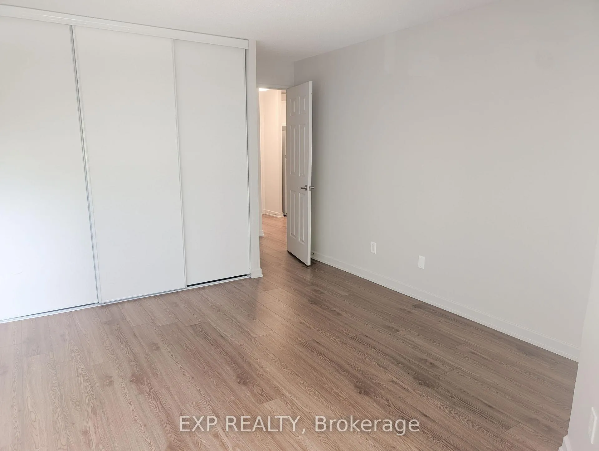 Photo 23 of Unit 217, 1320 Richmond Road, Ottawa, Lincoln Heights — HOMEH