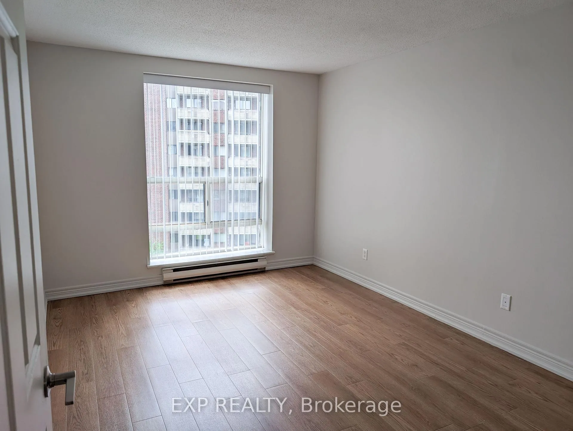 Photo 17 of Unit 711, 1320 Richmond Road, Ottawa, Lincoln Heights — HOMEH