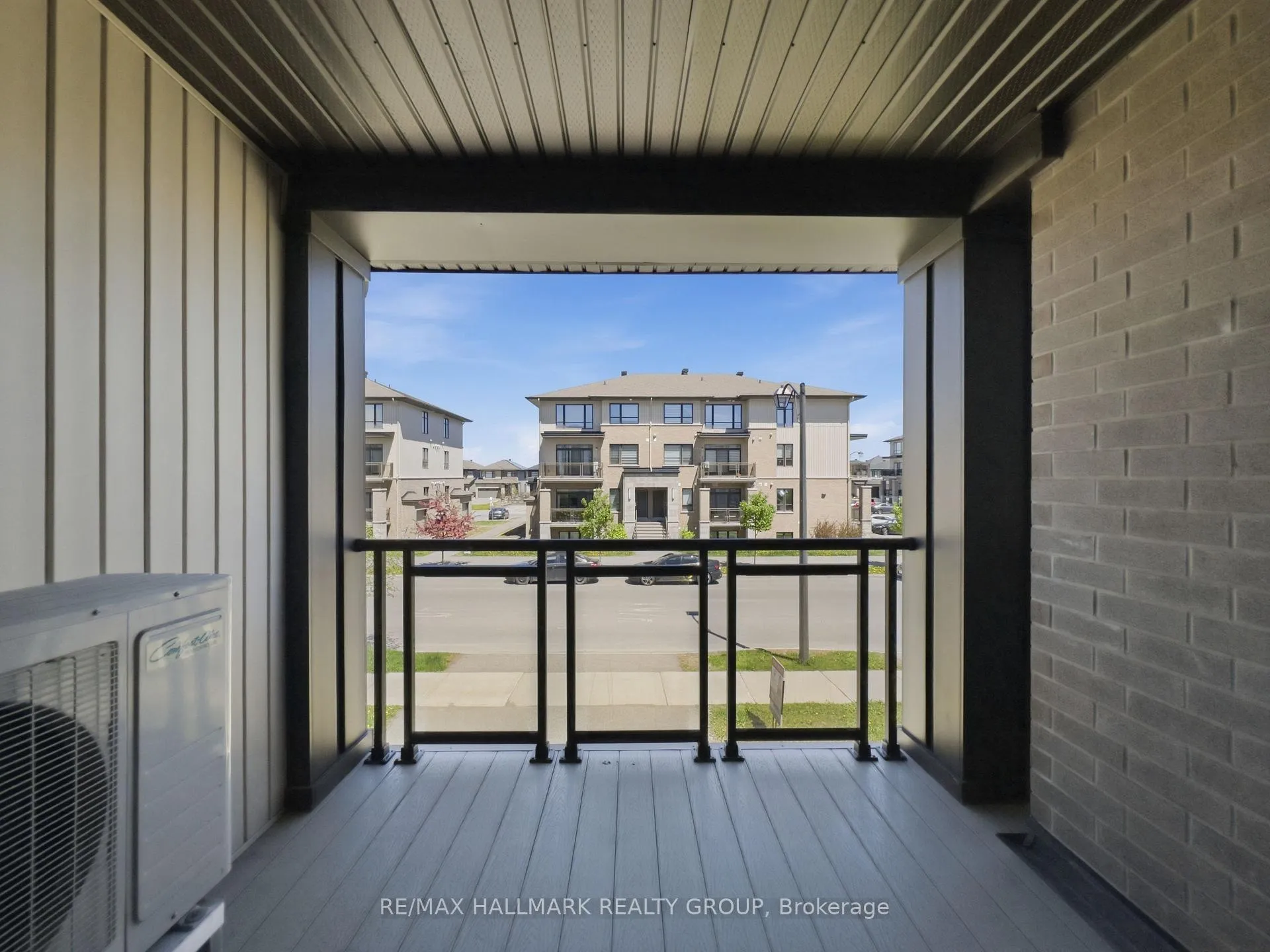 Photo 16 of 595 Compass Street, Ottawa, Mer Bleue/Bradley Estates/Anderson Park — HOMEH