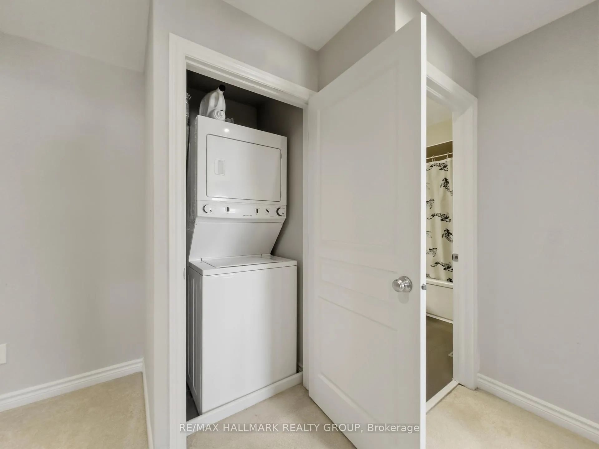 Photo 19 of 595 Compass Street, Ottawa, Mer Bleue/Bradley Estates/Anderson Park — HOMEH