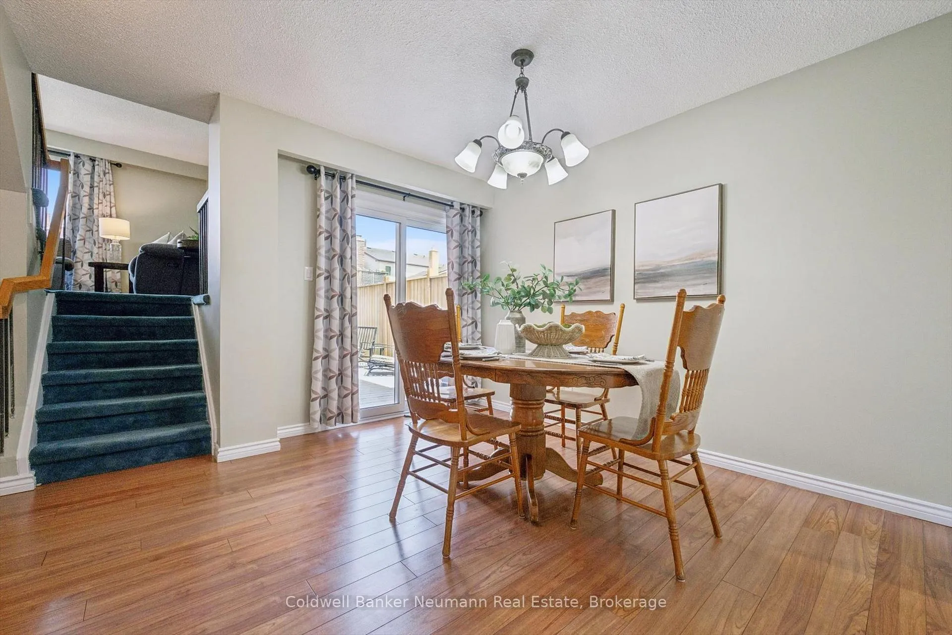 Photo 4 of 17 Histon Crescent, Brampton, Madoc — HOMEH