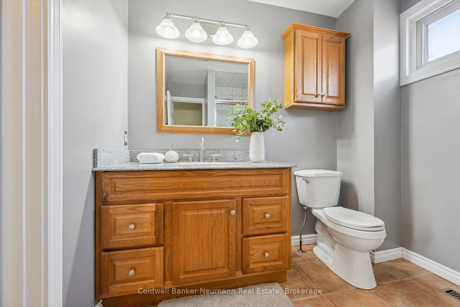 Photo 17 of 17 Histon Crescent, Brampton, Madoc — HOMEH