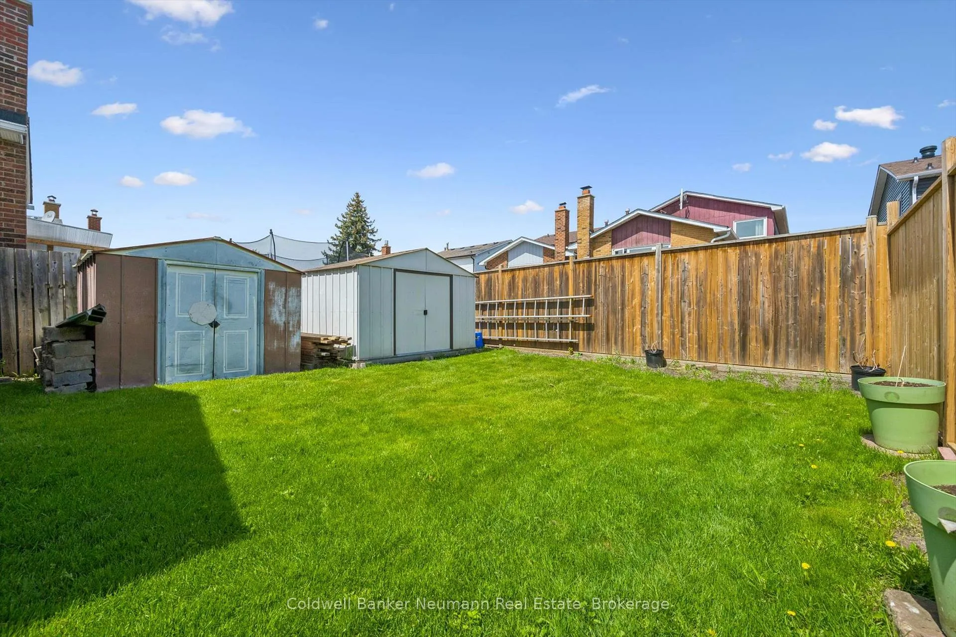 Photo 23 of 17 Histon Crescent, Brampton, Madoc — HOMEH