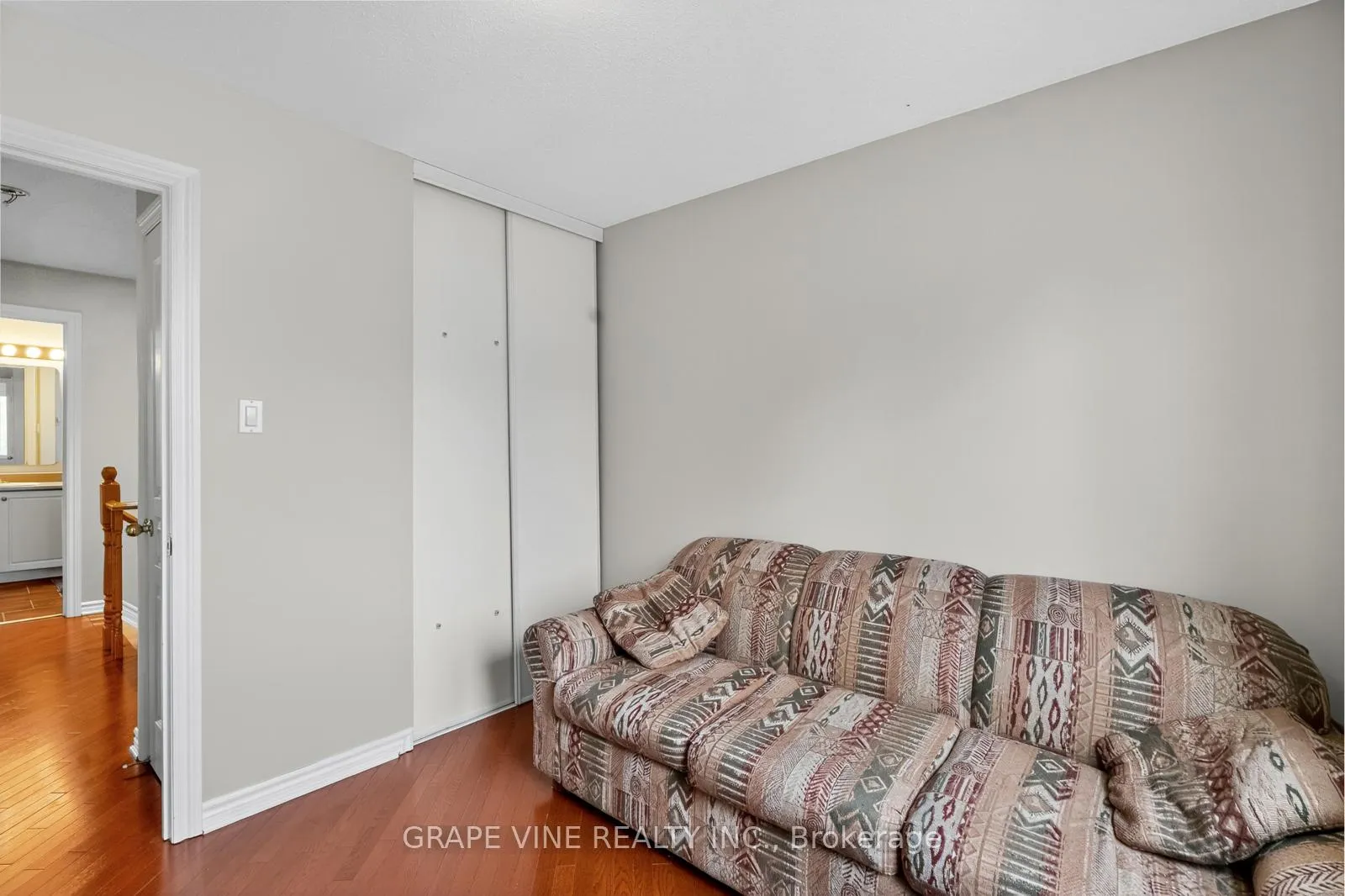 Photo 17 of 16 Cedar Valley Drive, Ottawa, Kanata - Bridlewood — HOMEH