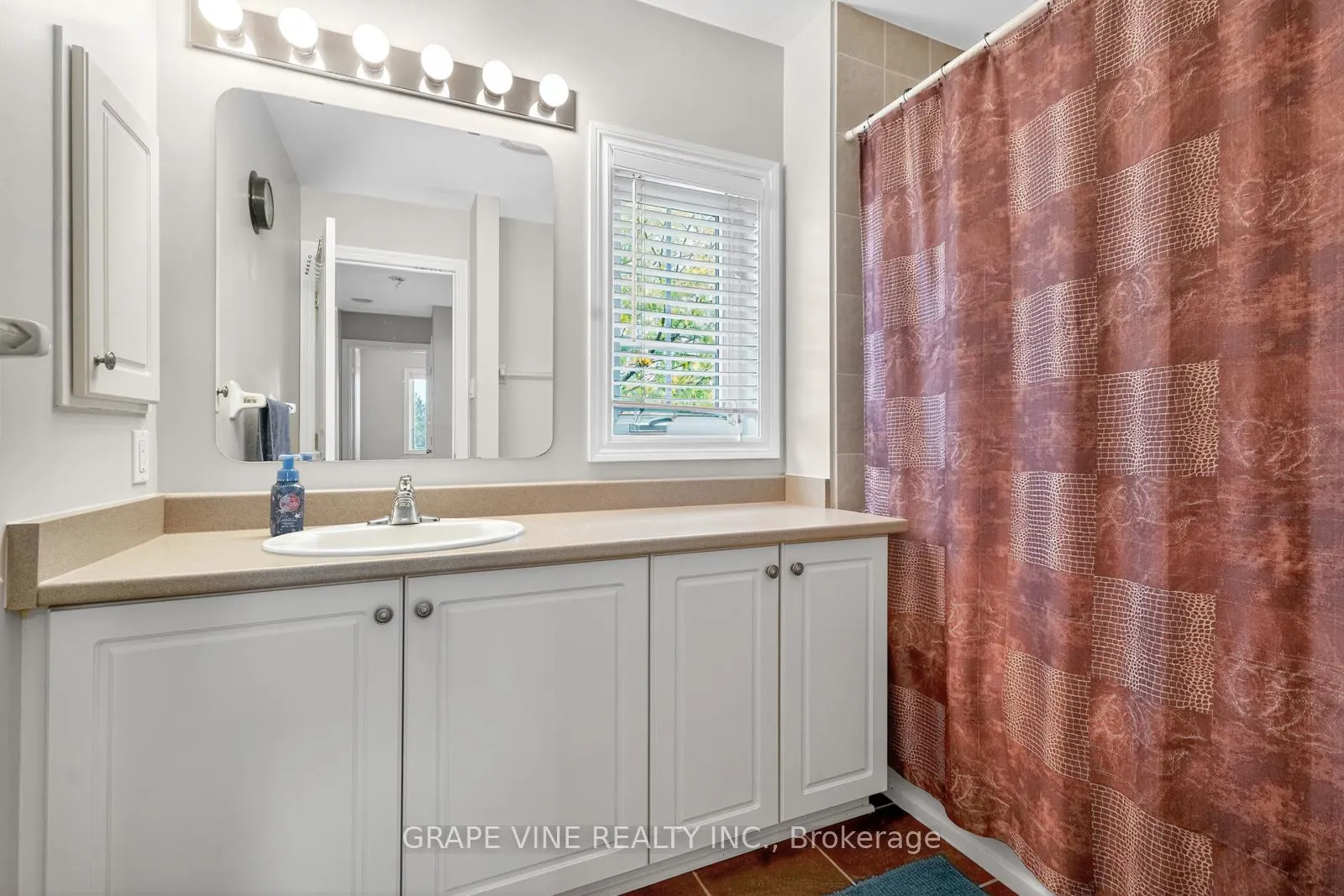 Photo 18 of 16 Cedar Valley Drive, Ottawa, Kanata - Bridlewood — HOMEH