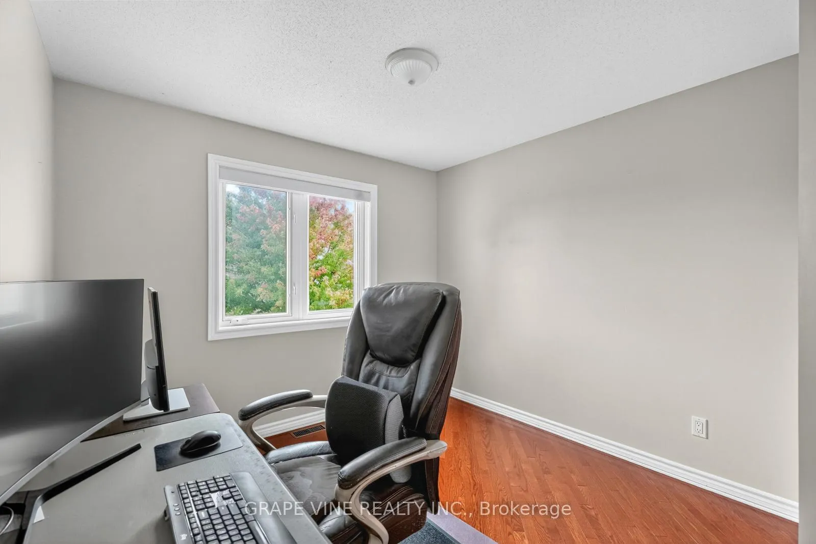 Photo 21 of 16 Cedar Valley Drive, Ottawa, Kanata - Bridlewood — HOMEH