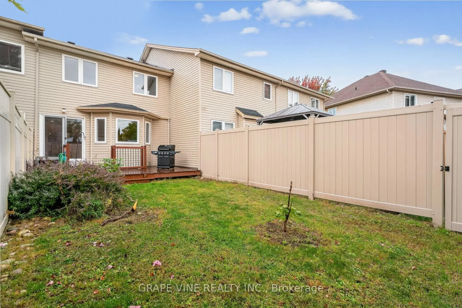 Photo 28 of 16 Cedar Valley Drive, Ottawa, Kanata - Bridlewood — HOMEH