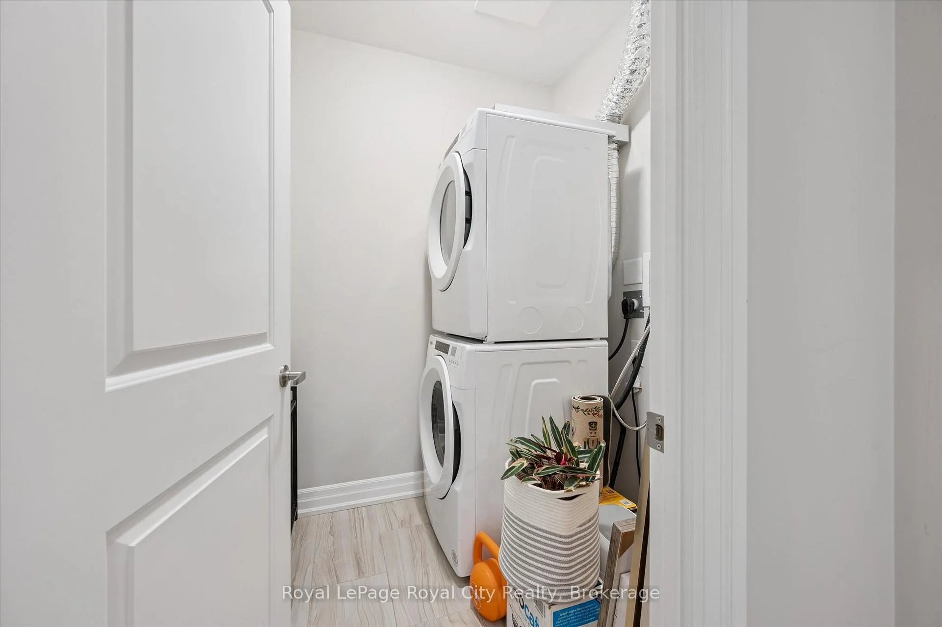 Photo 42 of Unit 505, 1880 Gordon Street, Guelph, Pineridge/Westminster Woods — HOMEH