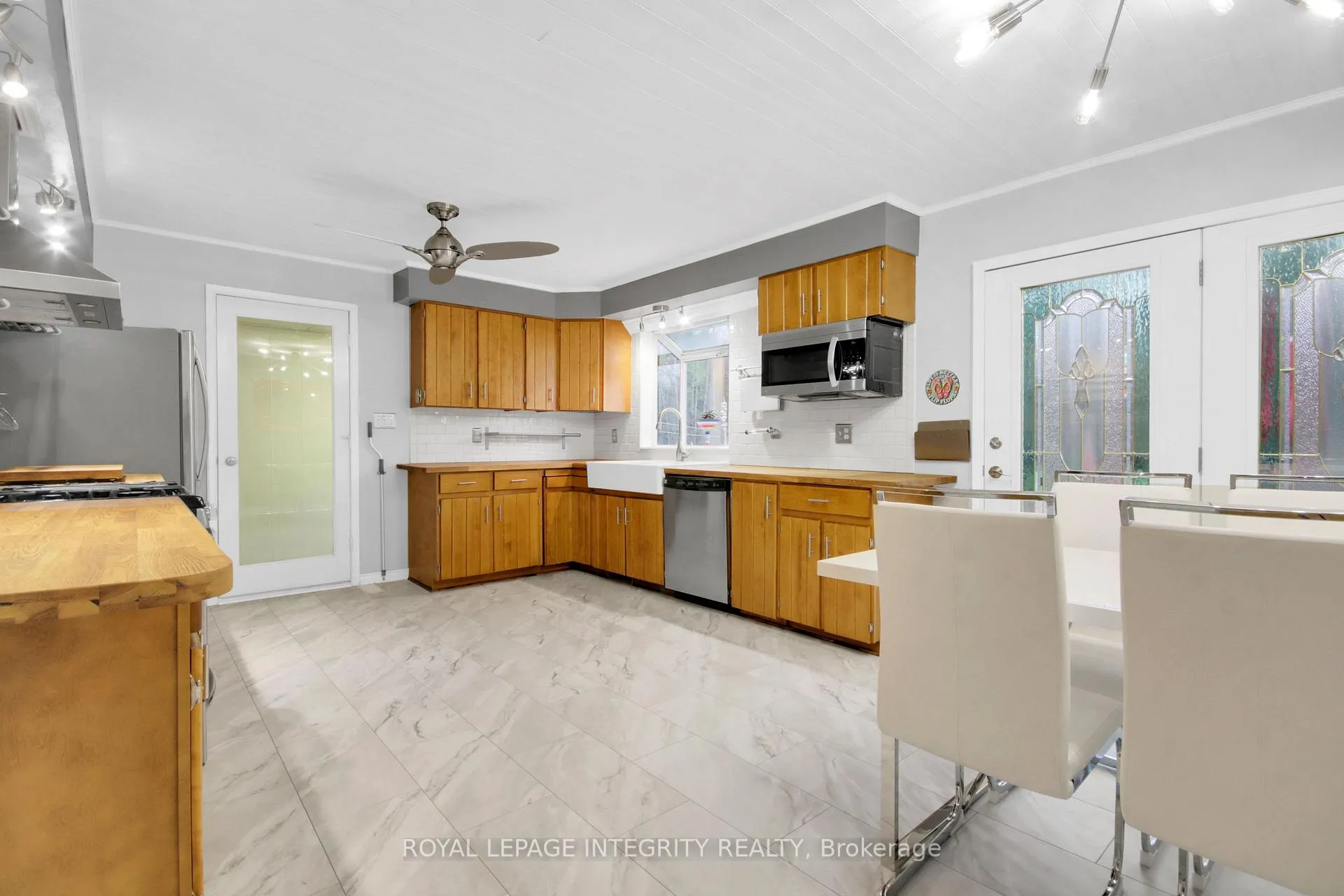 Photo 6 of 4005 Weir Road, Augusta, Augusta Twp — HOMEH