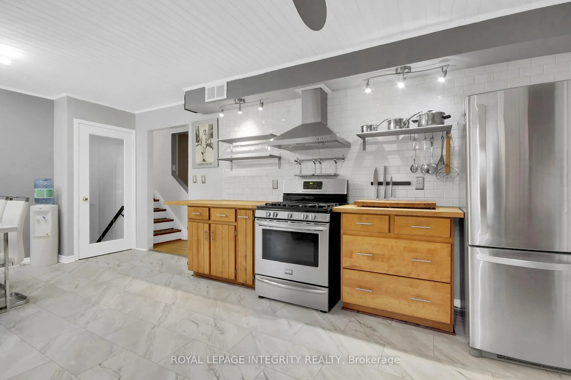 Photo 10 of 4005 Weir Road, Augusta, Augusta Twp — HOMEH