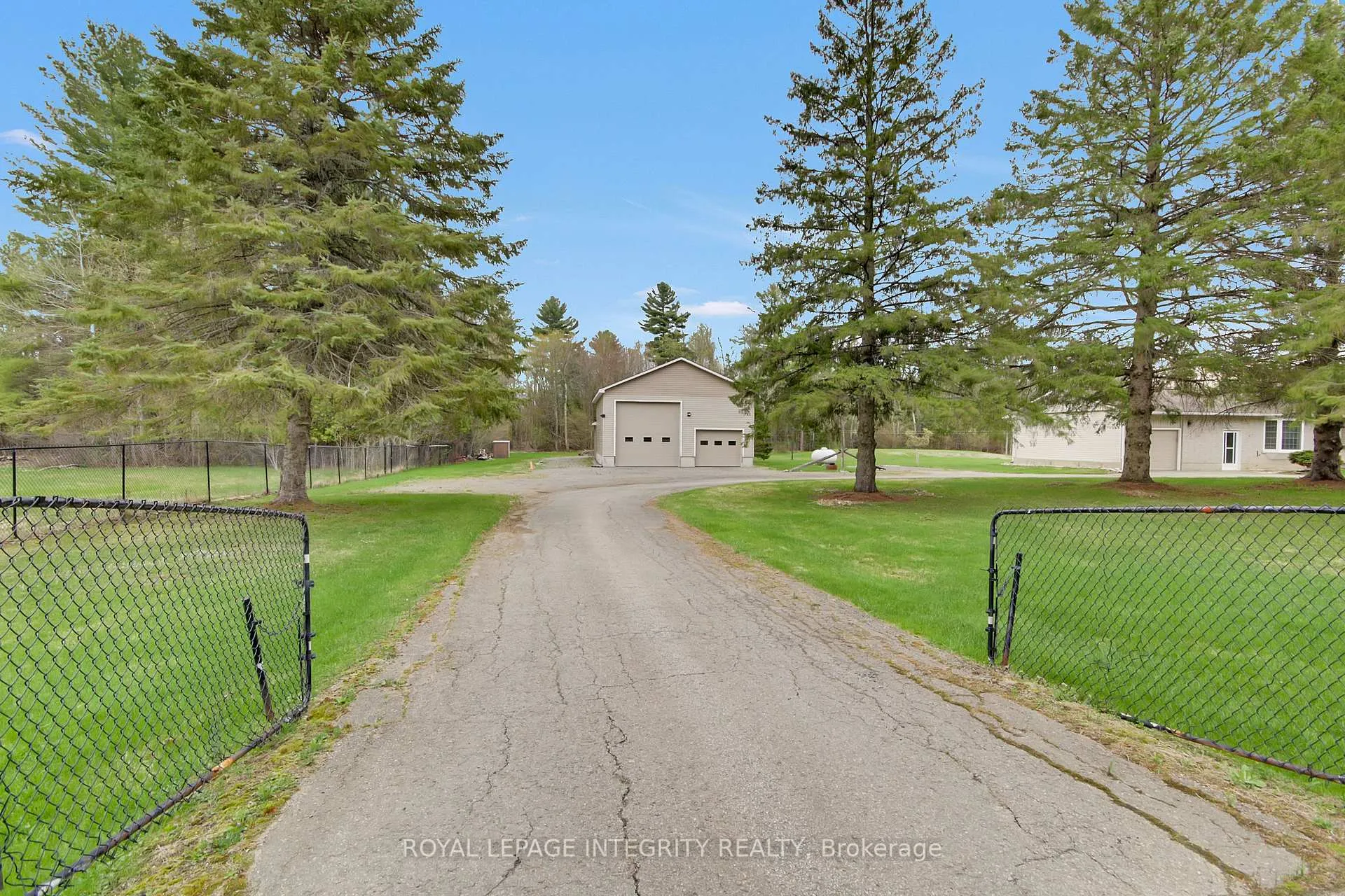 Photo 36 of 4005 Weir Road, Augusta, Augusta Twp — HOMEH