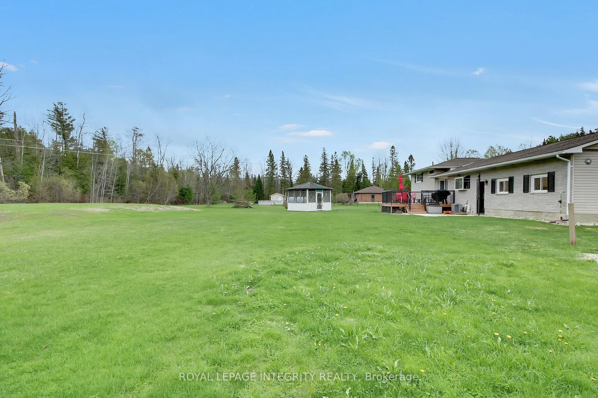Photo 37 of 4005 Weir Road, Augusta, Augusta Twp — HOMEH