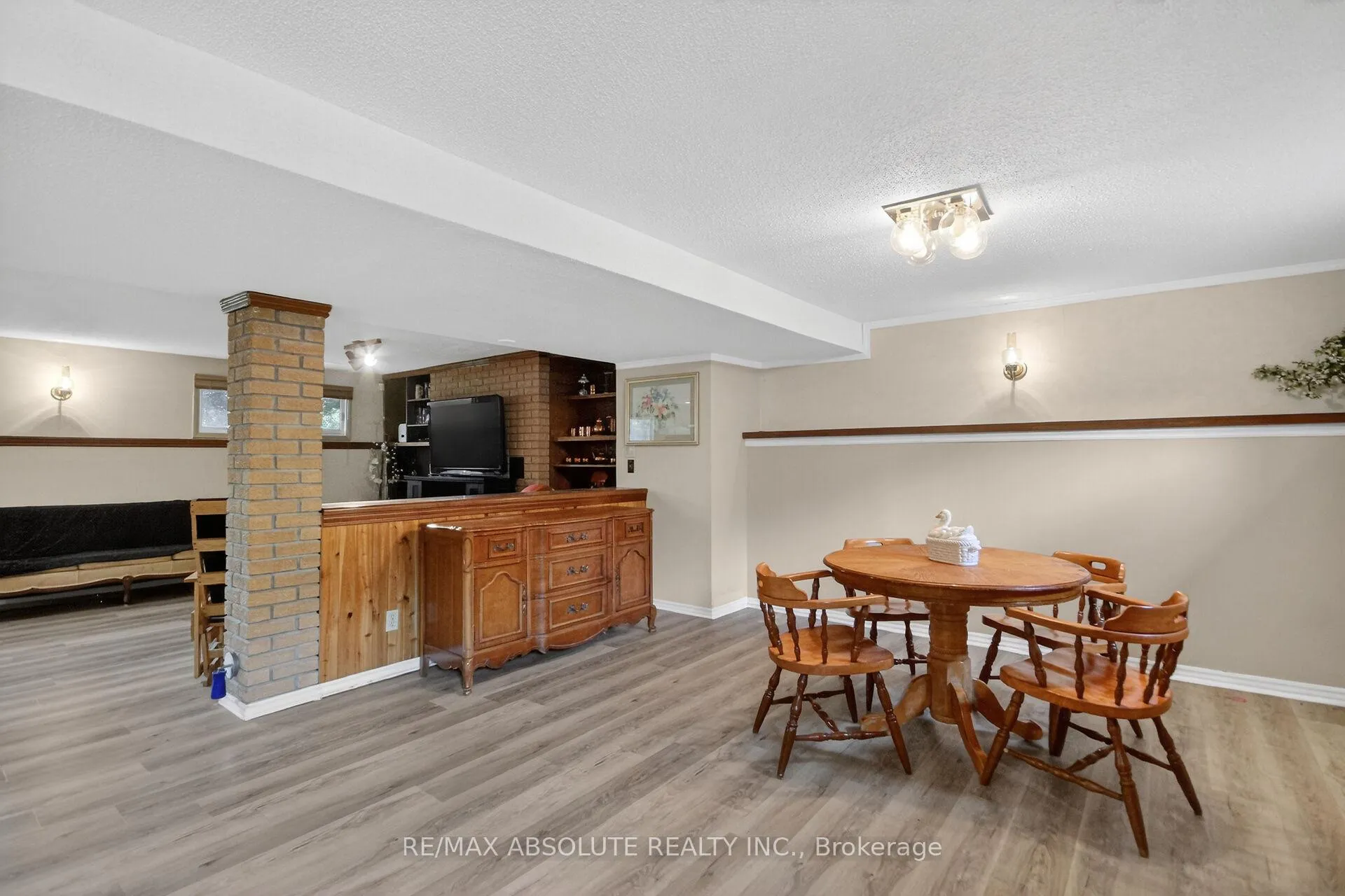 Photo 34 of 9 Mac Storey Street, Ottawa, Richmond — HOMEH