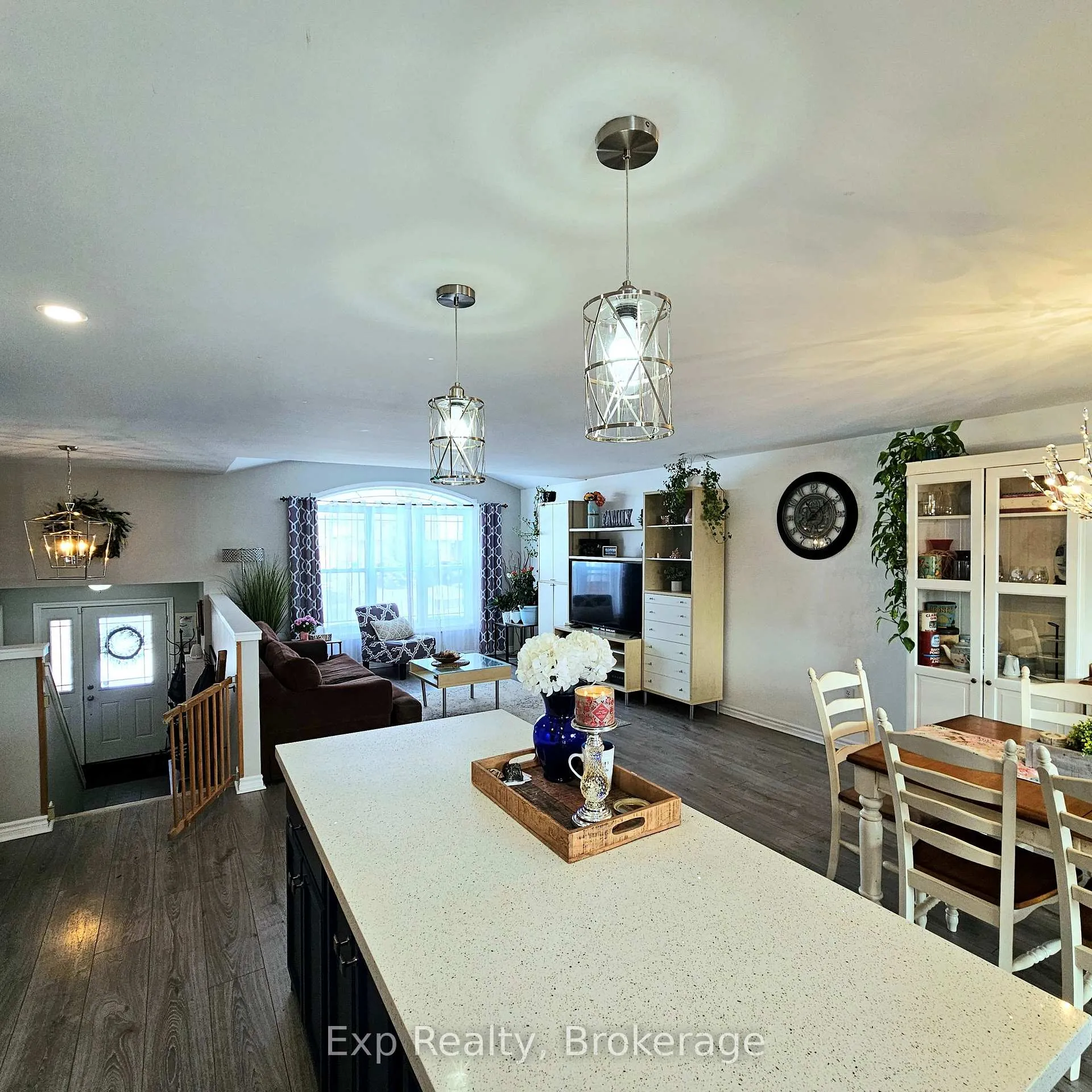 Photo 7 of 7 Rosewood Drive, Quinte West, Frankford Ward — HOMEH