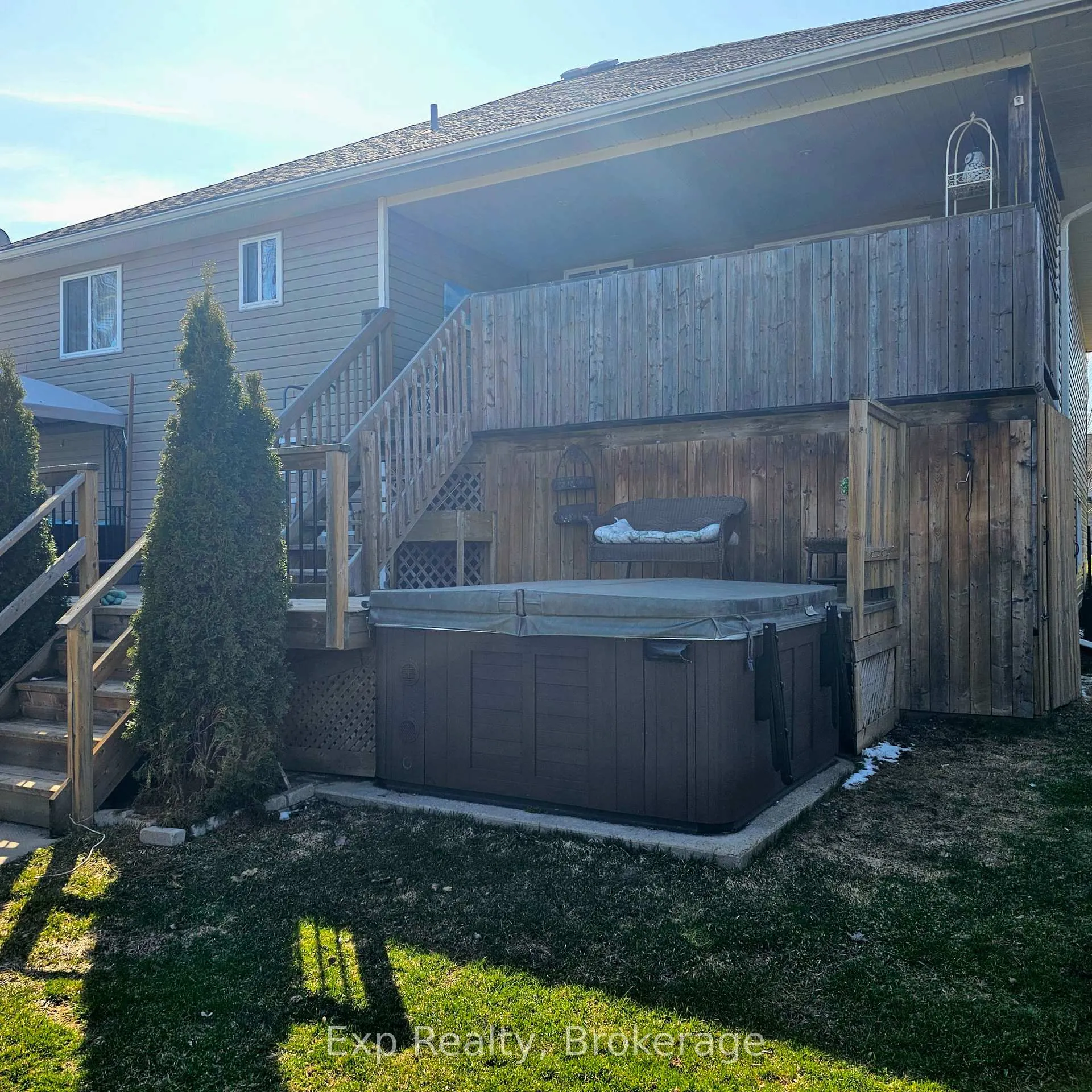 Photo 25 of 7 Rosewood Drive, Quinte West, Frankford Ward — HOMEH