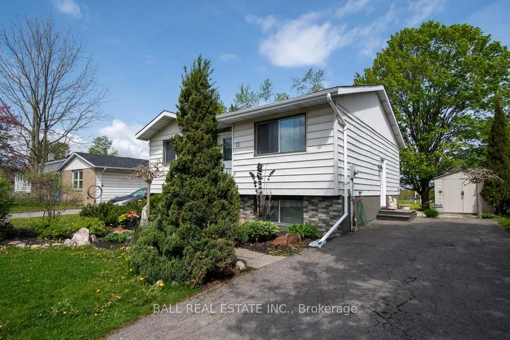 Photo 2 of 13 Coyle Crescent, Selwyn — HOMEH