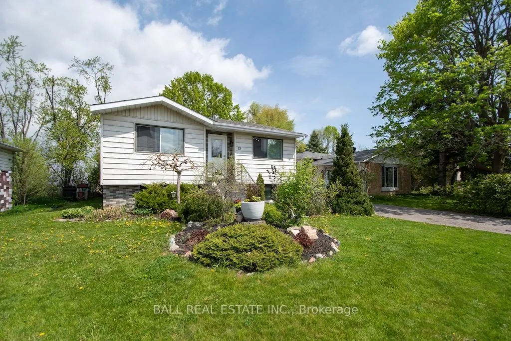 Photo 3 of 13 Coyle Crescent, Selwyn — HOMEH
