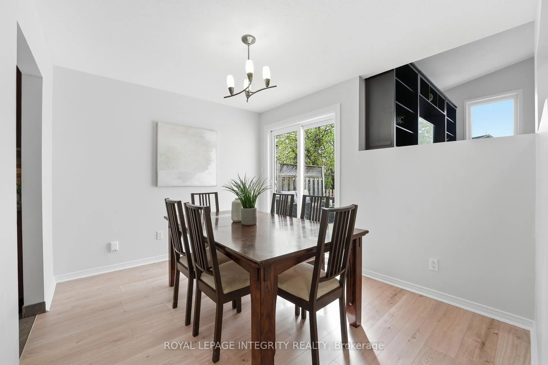 Photo 8 of 40 Barra Avenue, Ottawa, Kanata - Glencairn/Hazeldean — HOMEH
