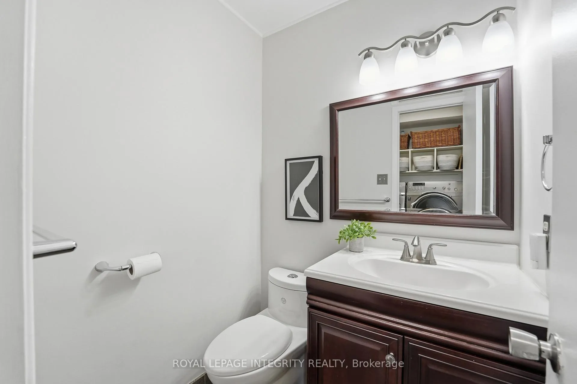 Photo 11 of 40 Barra Avenue, Ottawa, Kanata - Glencairn/Hazeldean — HOMEH