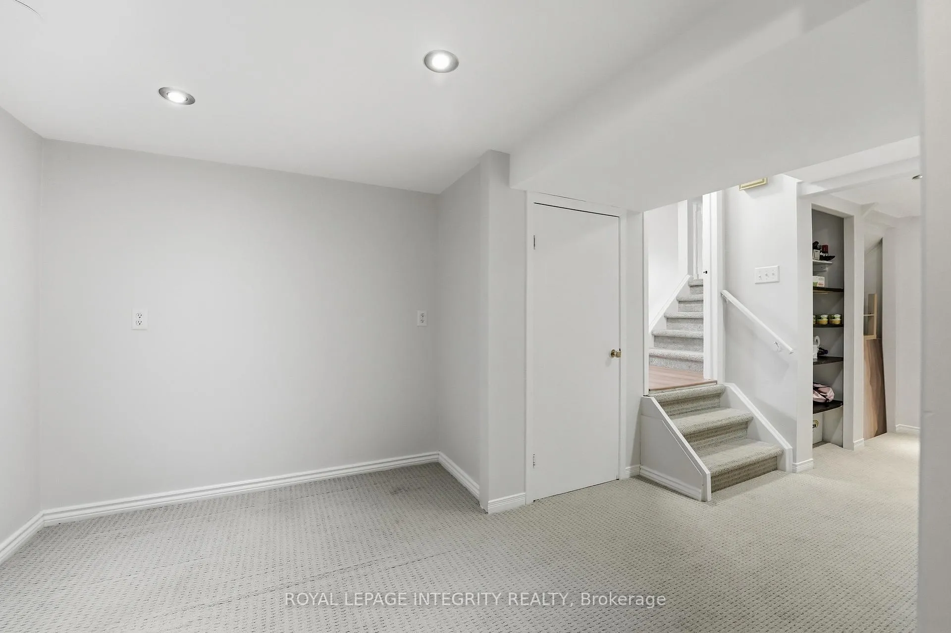 Photo 26 of 40 Barra Avenue, Ottawa, Kanata - Glencairn/Hazeldean — HOMEH