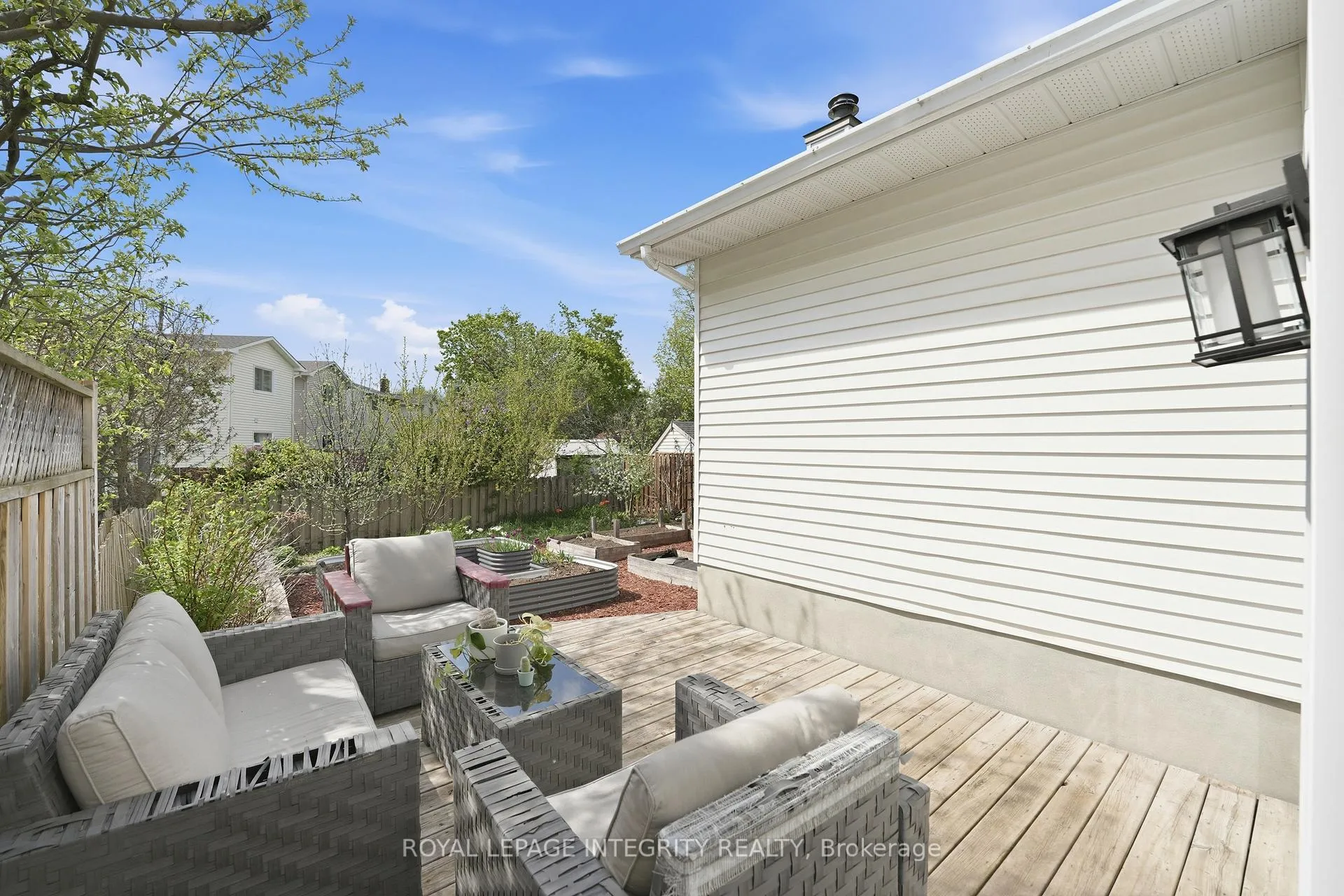 Photo 32 of 40 Barra Avenue, Ottawa, Kanata - Glencairn/Hazeldean — HOMEH