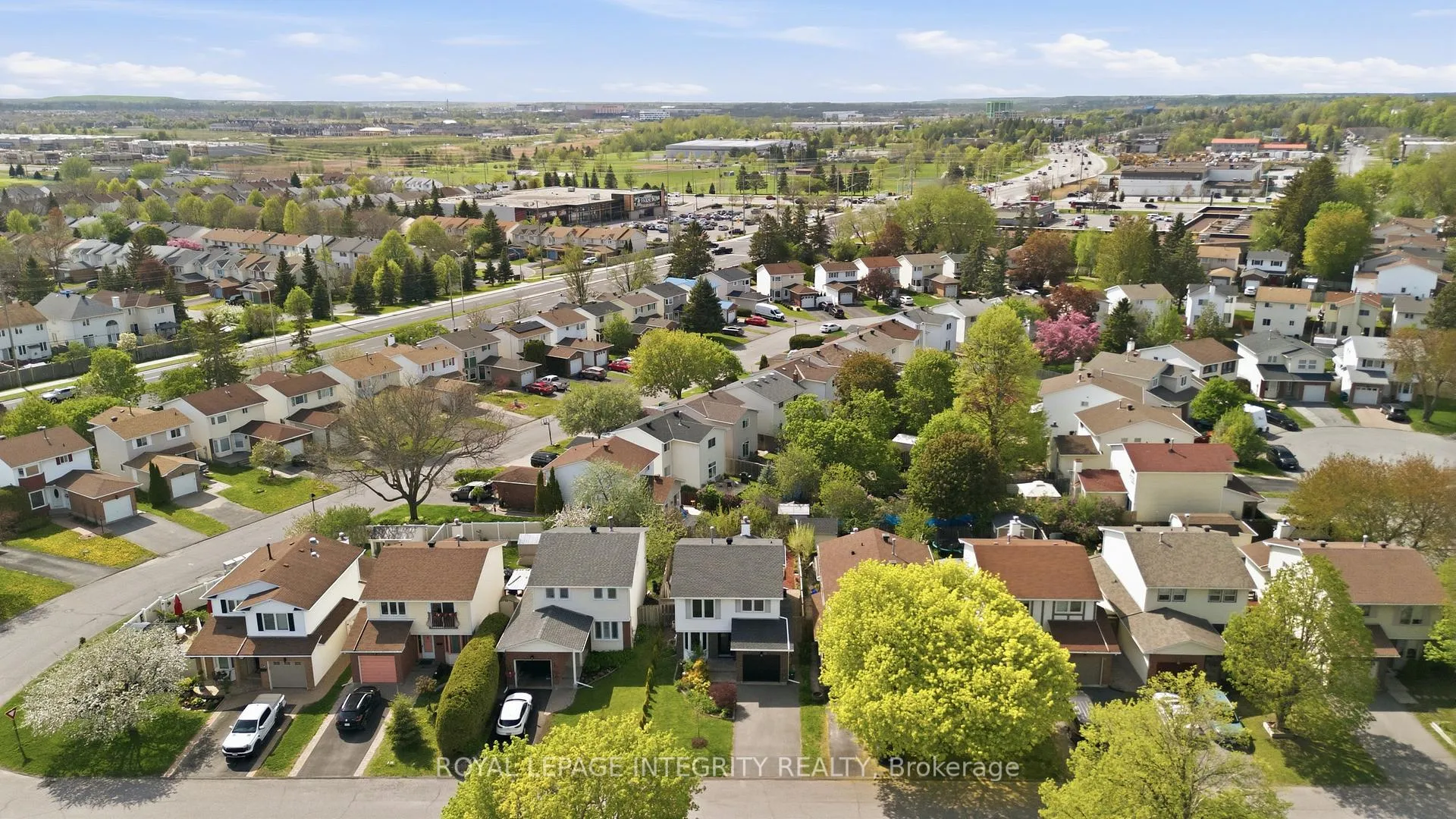 Photo 36 of 40 Barra Avenue, Ottawa, Kanata - Glencairn/Hazeldean — HOMEH