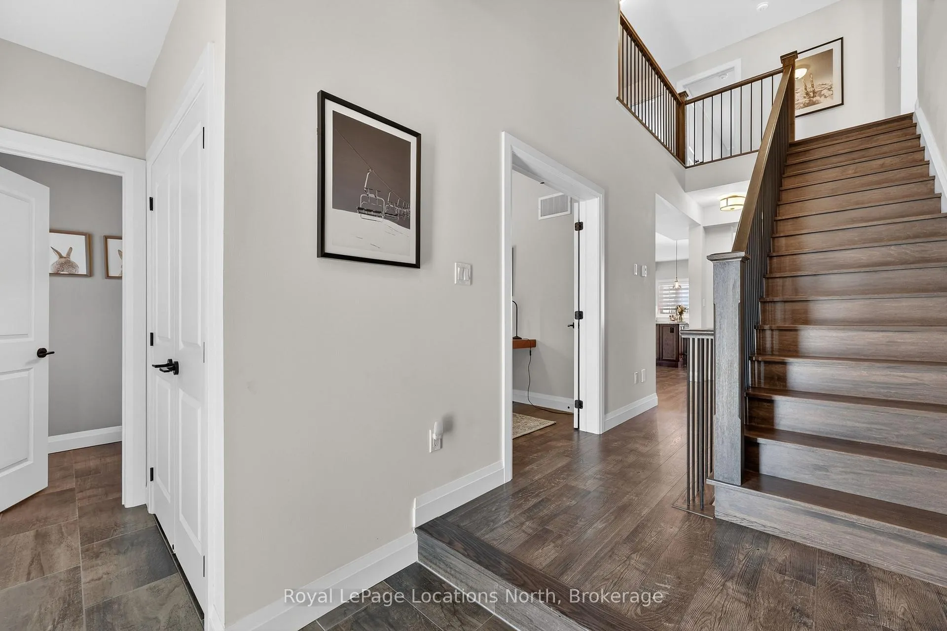 Photo 4 of 205 Yellow Birch Crescent, Blue Mountains — HOMEH