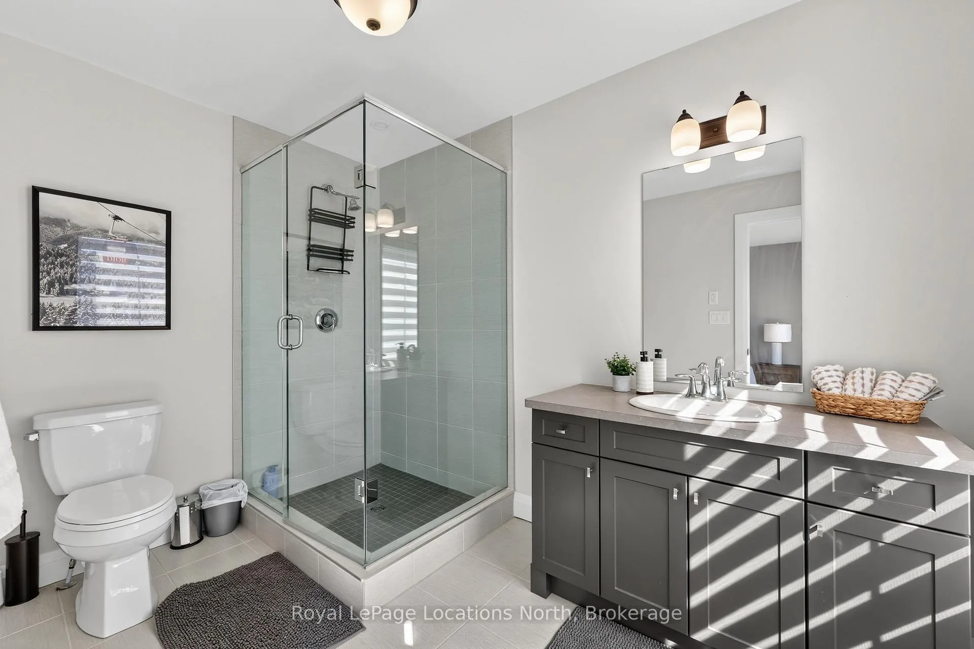 Photo 33 of 205 Yellow Birch Crescent, Blue Mountains — HOMEH