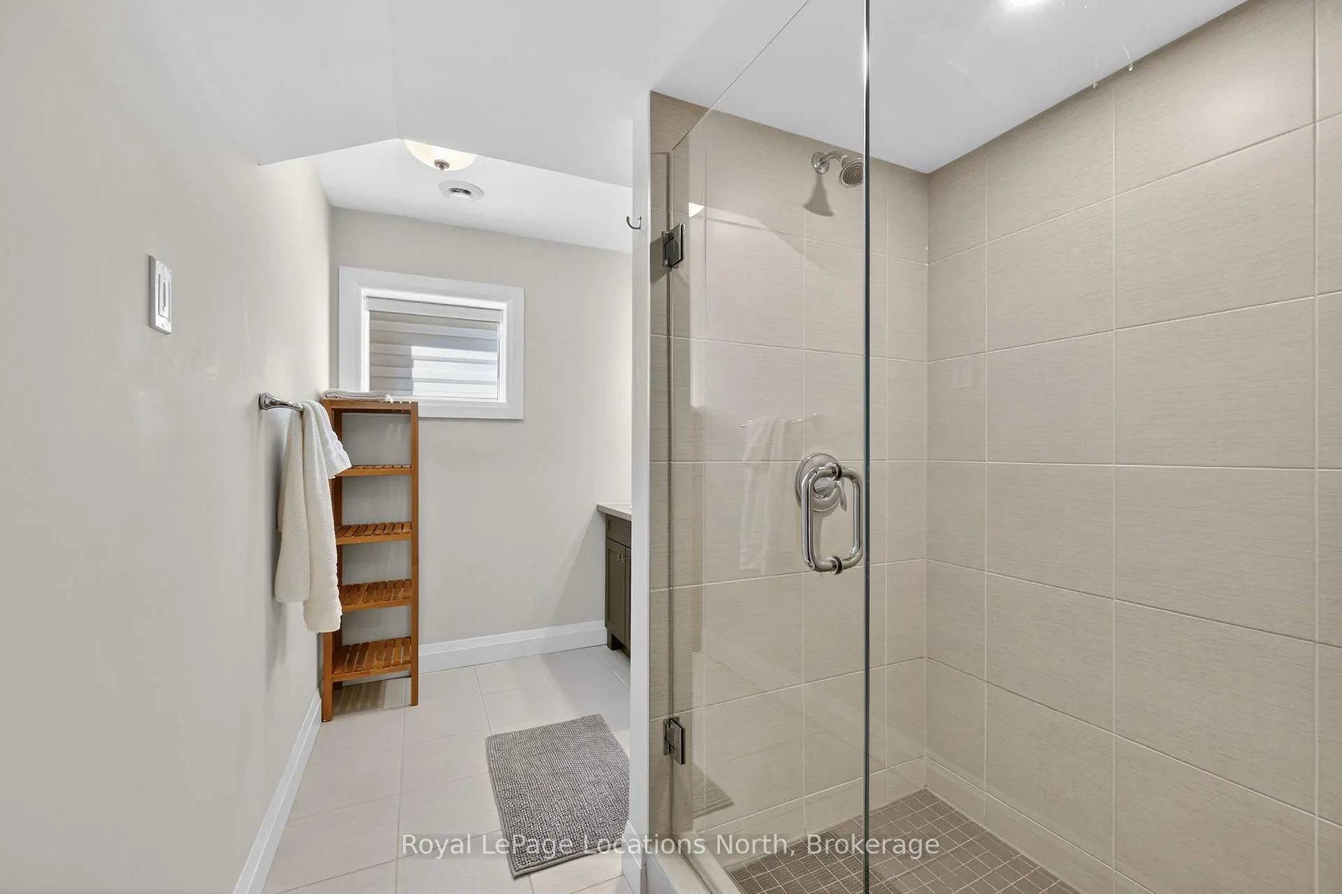 Photo 37 of 205 Yellow Birch Crescent, Blue Mountains — HOMEH