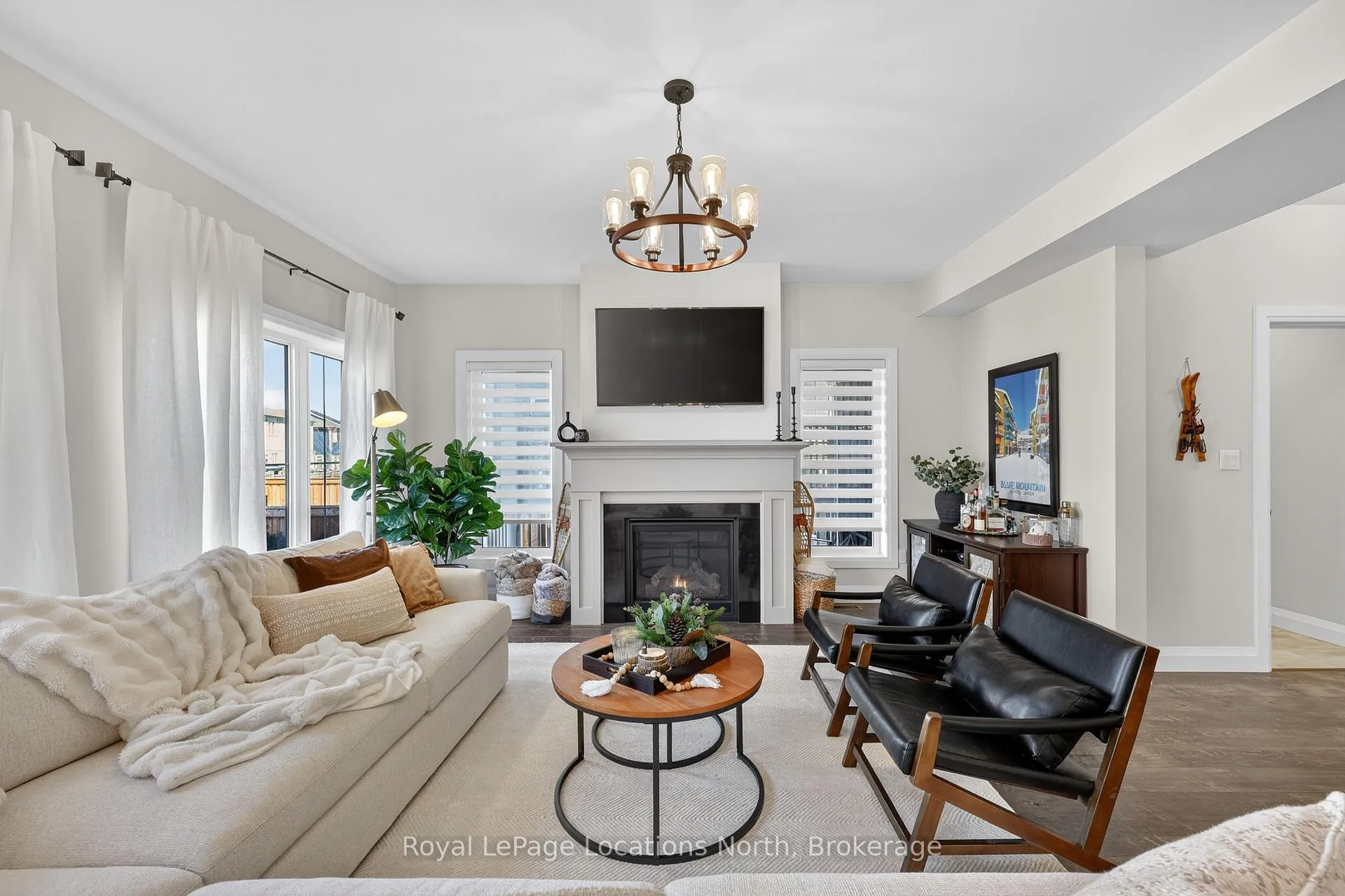 Photo 61 of 205 Yellow Birch Crescent, Blue Mountains — HOMEH