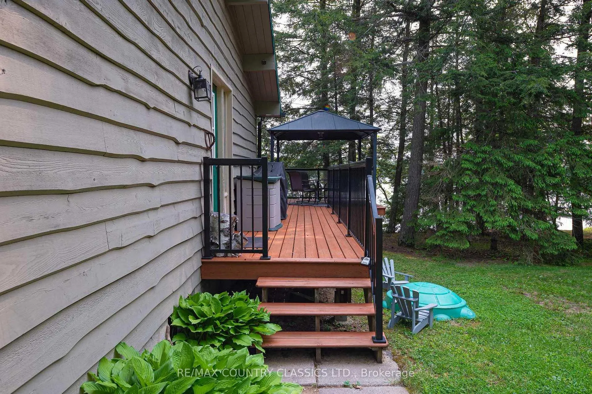 Photo 4 of 217 Moffat Road, North Kawartha — HOMEH