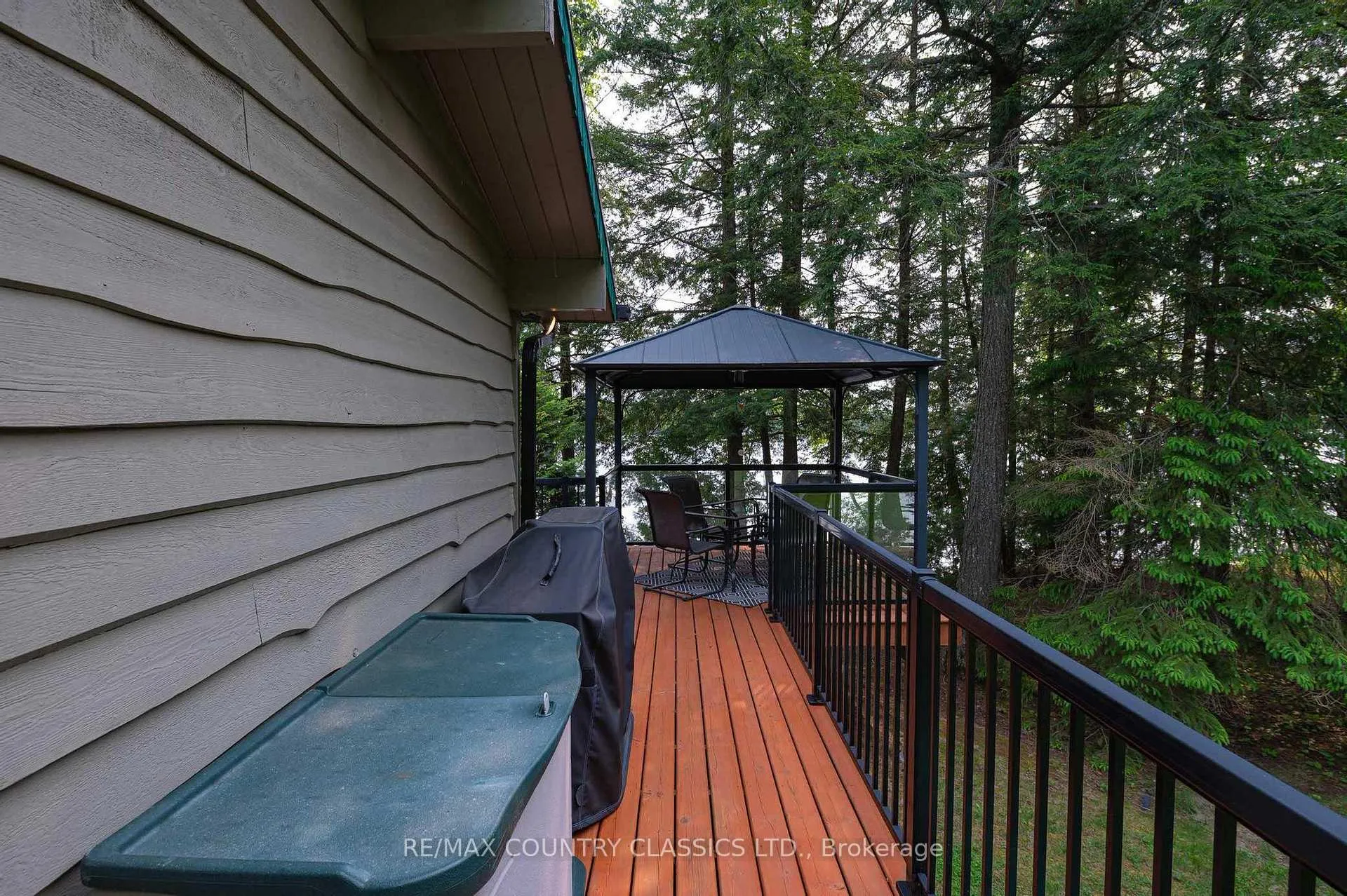 Photo 5 of 217 Moffat Road, North Kawartha — HOMEH