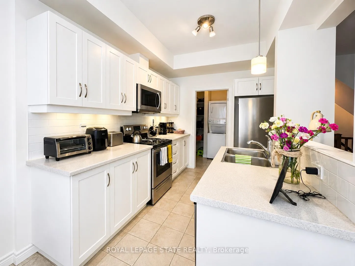 Photo 2 of 25 Marr Lane, Hamilton, Meadowlands — HOMEH