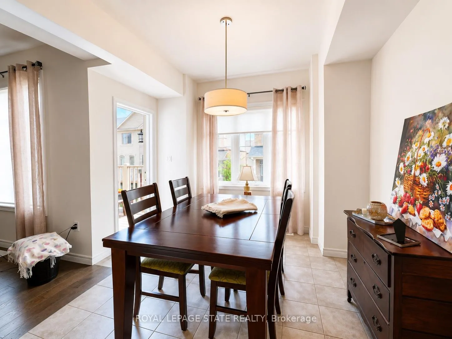 Photo 5 of 25 Marr Lane, Hamilton, Meadowlands — HOMEH