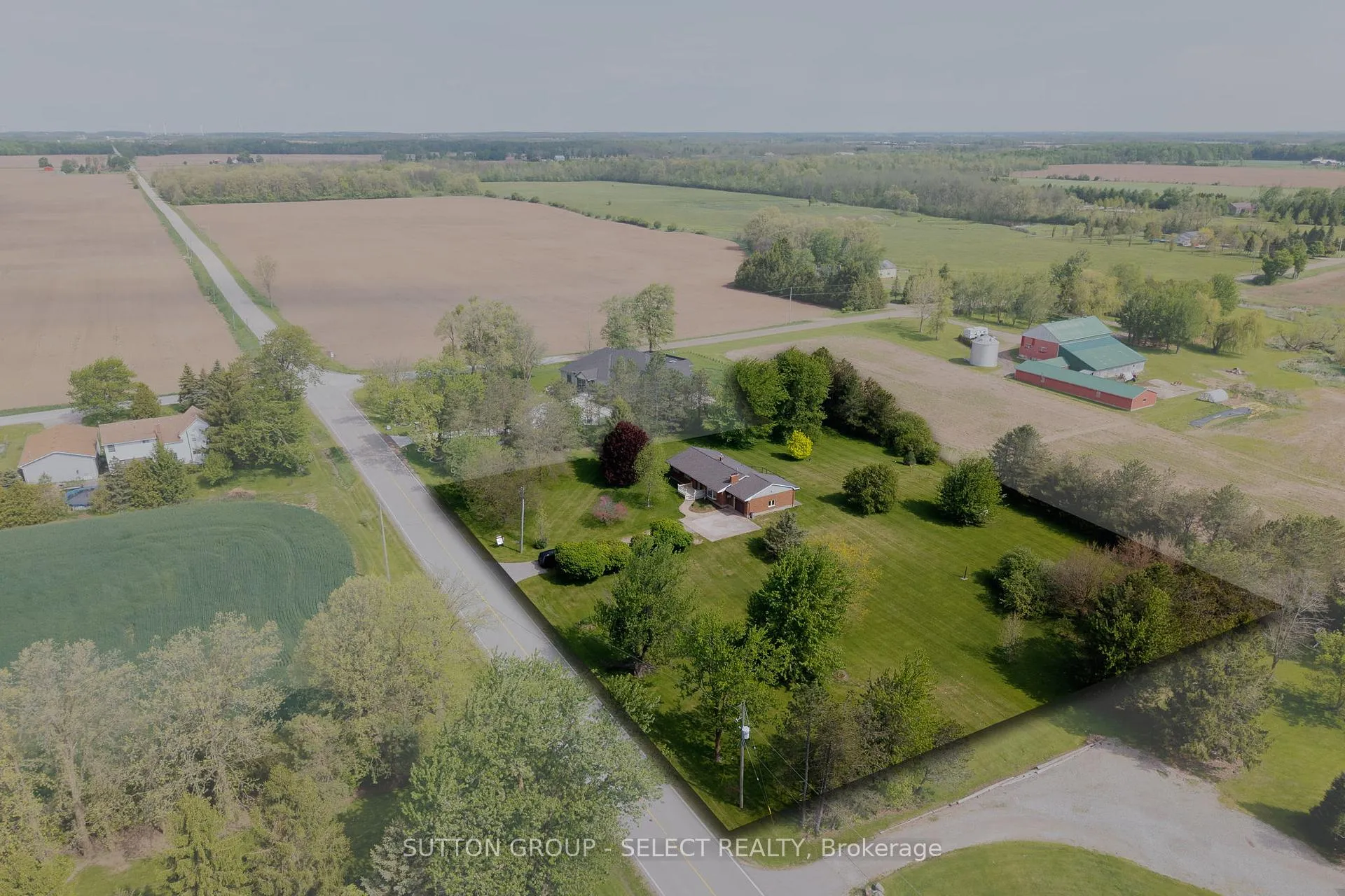 Photo 2 of 25752 Poplar Hill Road, Middlesex Centre, Rural Middlesex Centre — HOMEH