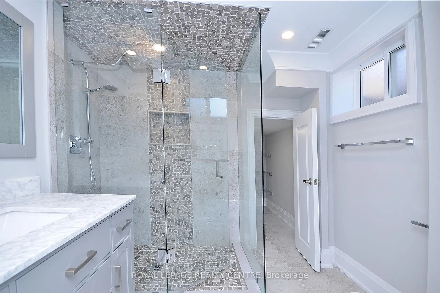 Photo 92 of Unit Lower, 326 Slade Crescent, Oakville, West — HOMEH