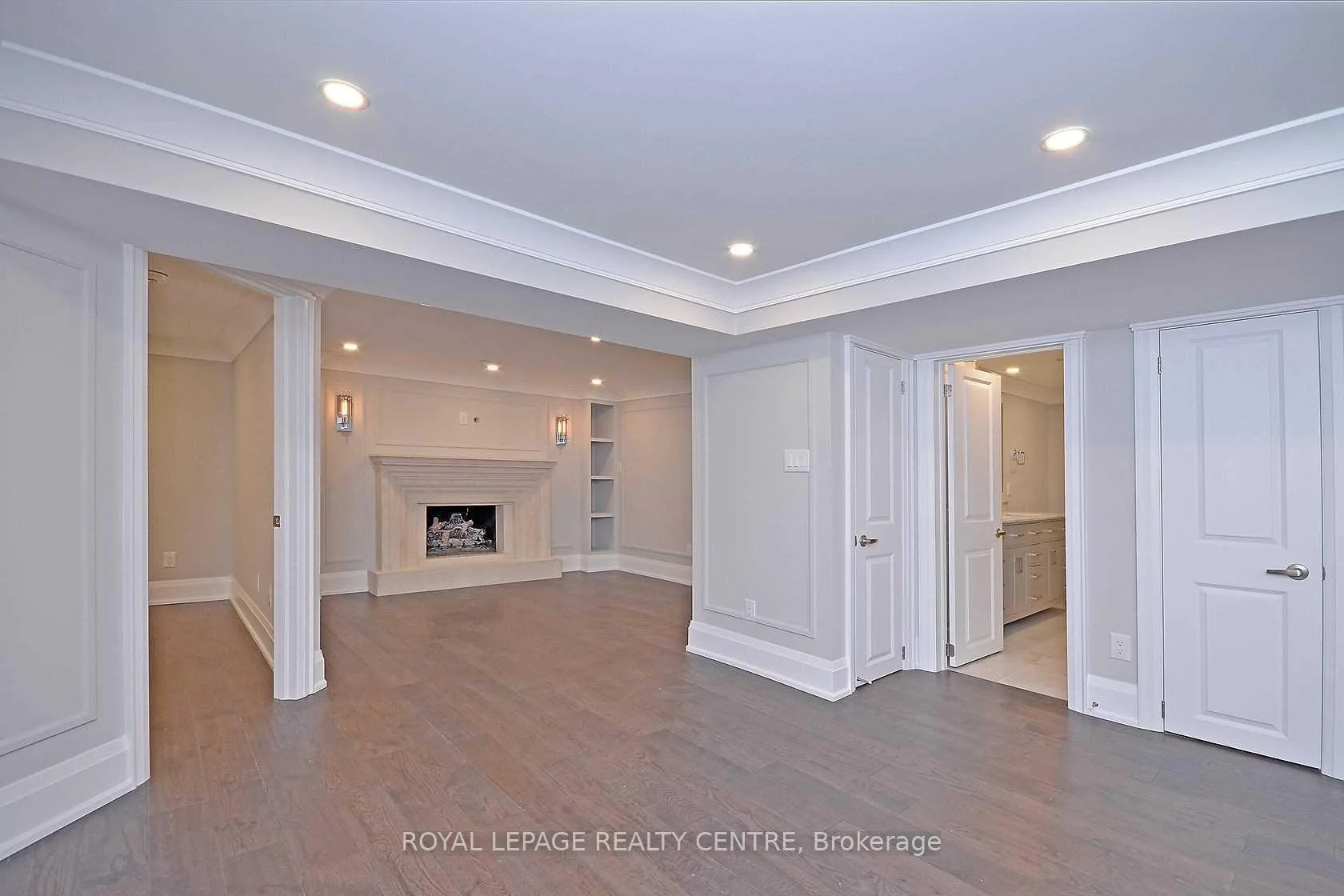 Photo 12 of Unit Lower, 326 Slade Crescent, Oakville, West — HOMEH